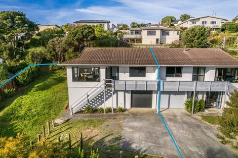 Photo of property in 49a Albatross Close, Whitby, Porirua, 5024