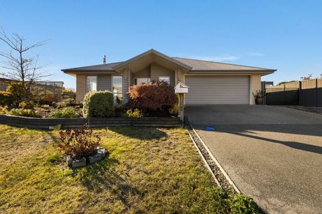 Photo of property in 8 Austral Place, Cromwell, 9310