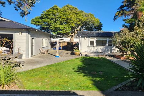 Photo of property in 1 Williams Grove, Melling, Lower Hutt, 5010