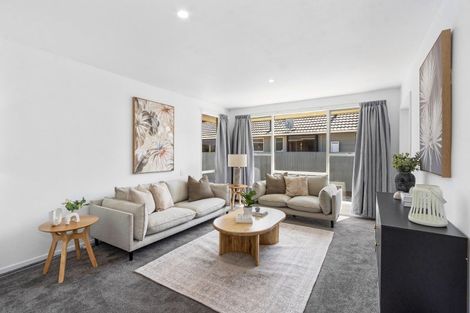 Photo of property in 465 Mairehau Road, Parklands, Christchurch, 8083