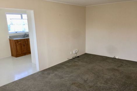 Photo of property in 390 Bucklands Beach Road, Bucklands Beach, Auckland, 2012