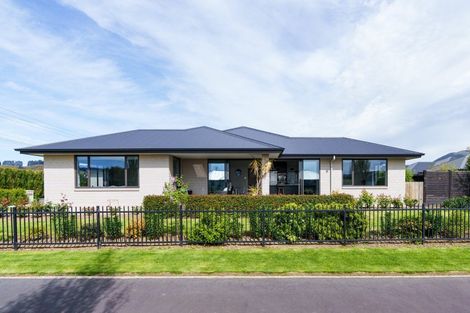 Photo of property in 99 Wingatui Road, Mosgiel, 9024