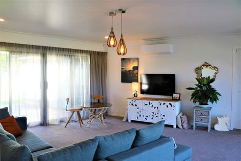 Photo of property in 70 Leeward Drive, Whitianga, 3510