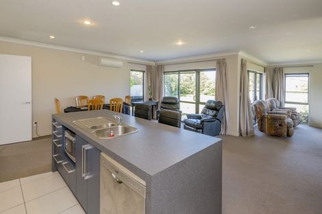 Photo of property in 3 Te Harawira Street, Otaki, 5512