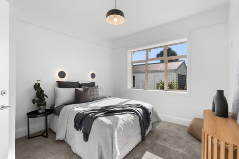 Photo of property in 24 Riverview Street, Beckenham, Christchurch, 8023