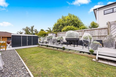 Photo of property in 2/58 Hillcrest Avenue, Hillcrest, Auckland, 0627