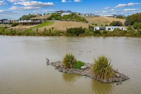 Photo of property in 20 Lake View Place, Fairhall, Blenheim, 7272