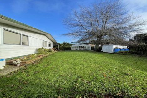 Photo of property in 108 Kemp Road, Massey, Auckland, 0614
