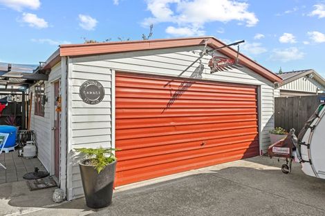 Photo of property in 99a Bower Avenue, New Brighton, Christchurch, 8083