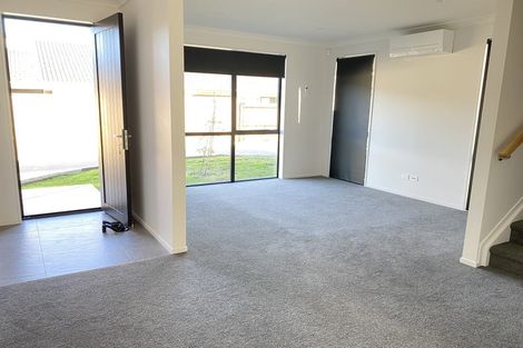 Photo of property in 6b Jern Place, Eastern Beach, Auckland, 2012