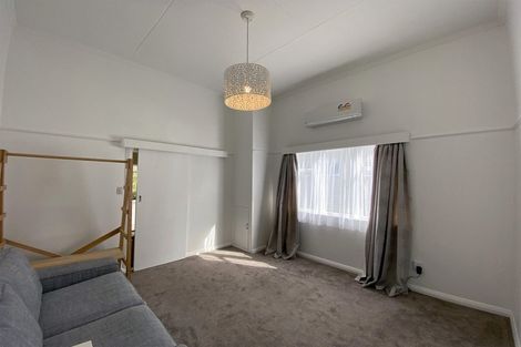 Photo of property in 2/7 Blucher Avenue, Newtown, Wellington, 6021