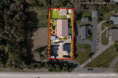 Photo of property in 2519 Papatowai Highway, Papatowai, Owaka, 9586