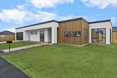 Photo of property in 21 Rosalind Avenue, Darfield, 7571