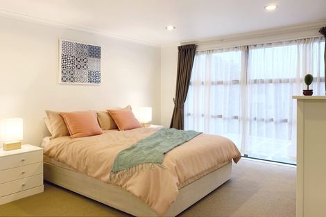 Photo of property in 49 The Track, Takanini, 2112