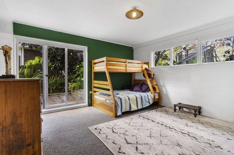 Photo of property in 96 Colwill Road, Massey, Auckland, 0614