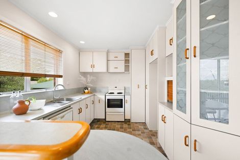 Photo of property in 16 Resthill Crescent, Glenview, Hamilton, 3206