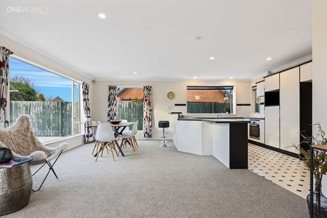 Photo of property in 24 Carmana Gardens, Rangiora, 7400
