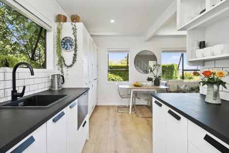 Photo of property in 2/208 Rangatira Road, Beach Haven, Auckland, 0626