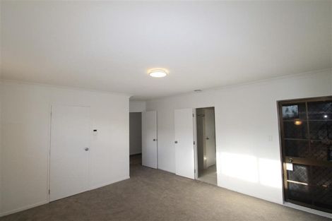 Photo of property in 17 Sailfish Drive, West Harbour, Auckland, 0618
