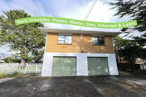 Photo of property in 111 Royal Road, Massey, Auckland, 0614