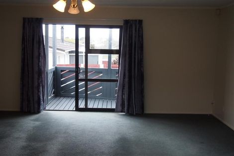 Photo of property in 2/2 Silvan Place, Bell Block, New Plymouth, 4312