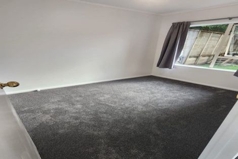 Photo of property in 5 Woodlark Close, Weymouth, Auckland, 2103