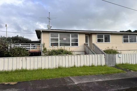 Photo of property in 11 Tennyson Street, Northcote Point, Auckland, 0627