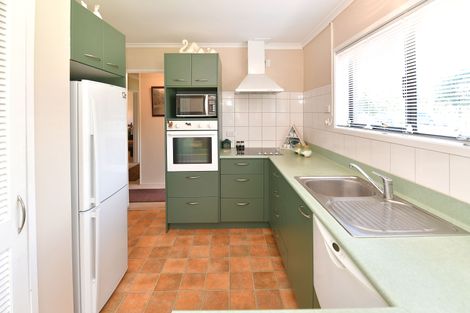 Photo of property in 63 Centreway Road, Orewa, 0931