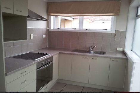 Photo of property in 2/9 Hamilton Road, Papatoetoe, Auckland, 2025