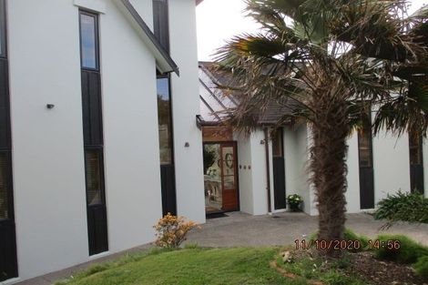 Photo of property in 15 Rahui Road, Greenhithe, Auckland, 0632