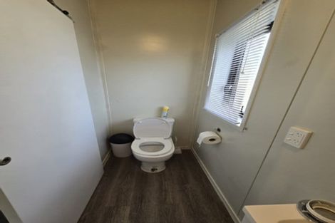 Photo of property in 23b Dorset Grove, Cannons Creek, Porirua, 5024