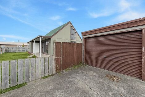 Photo of property in 84b Manuka Street, Castlecliff, Whanganui, 4501