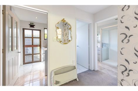 Photo of property in 439 Memorial Avenue, Burnside, Christchurch, 8053