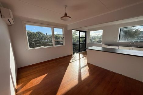 Photo of property in 3 Passive Grove, Ascot Park, Porirua, 5024