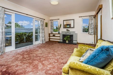 Photo of property in 47 Kia Ora Road, Beach Haven, Auckland, 0626