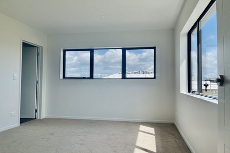 Photo of property in 46 Auranga Drive, Karaka, 2113