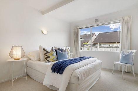 Photo of property in 29 Gordon Avenue, Forrest Hill, Auckland, 0620