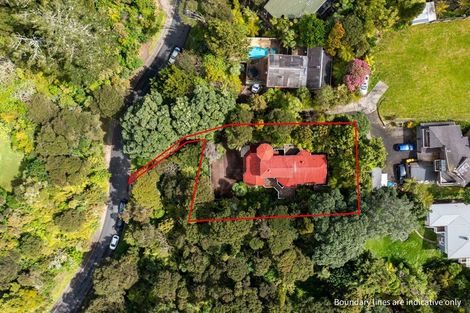 Photo of property in 15 Trelawny Place, Hillcrest, Auckland, 0627