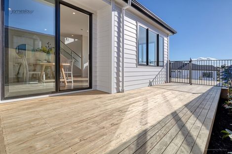 Photo of property in 11 Keiha Crescent, Massey, Auckland, 0614