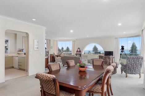 Photo of property in 21 Maunganui Road, Mount Maunganui, 3116
