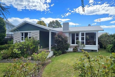 Photo of property in 8 Rakau Street, Havelock North, 4130