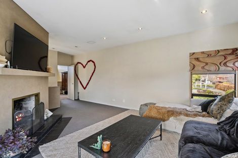 Photo of property in 120 Hunter Crescent, Wanaka, 9305