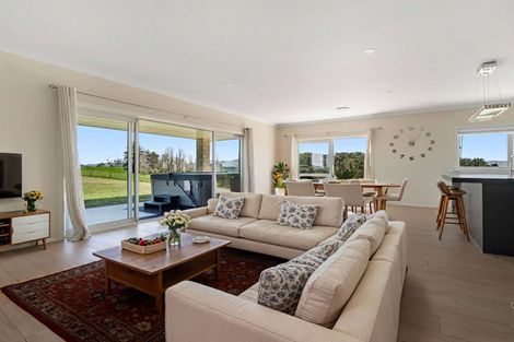 Photo of property in 30 Mahurangi East Road, Snells Beach, 0982
