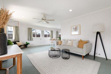 Photo of property in 482b Devonport Road, Tauranga South, Tauranga, 3112