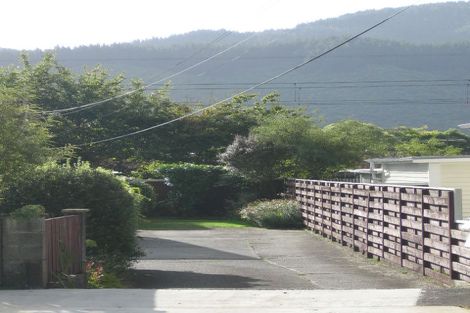 Photo of property in 40f2- Heretaunga Square, Silverstream, Upper Hutt, 5019