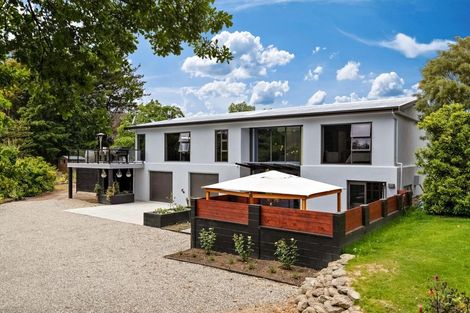 Photo of property in 289 Riverbank Road, Wanaka, 9382