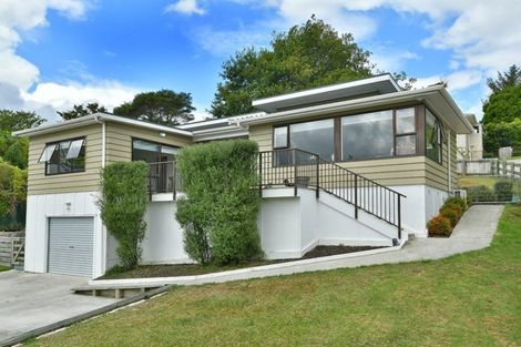 Photo of property in 7 Mangakura Road, Helensville, 0800