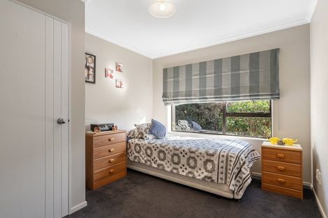 Photo of property in 17 Coleridge Place, Stoke, Nelson, 7011