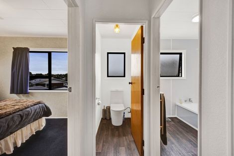 Photo of property in 33 Oberon Street, Stratford, 4332