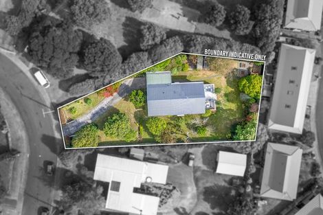 Photo of property in 22 Kaitawa Crescent, Paraparaumu, 5032